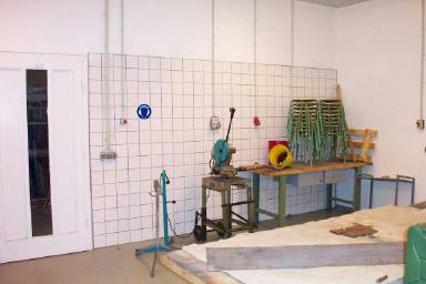 Werk der Klasse MDQM II, 3. Ausbildungsjahr, 2002/03. Und was haben sie geflucht, als sie ein zweites Mal anfangen mussten, weil alles schief war!